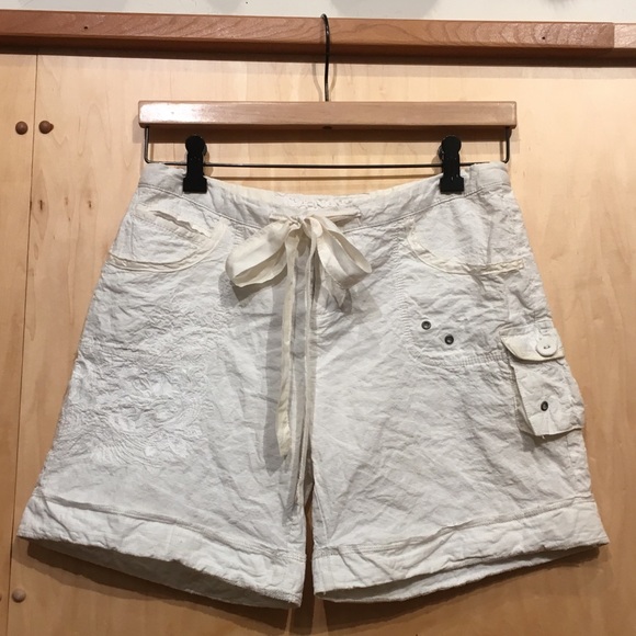 🌲EUC DA-NANG Shorts Size Small 🌲 - Picture 1 of 6